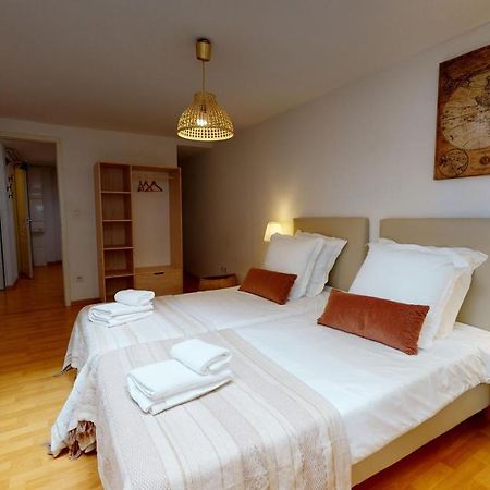 Duplex Des Dominicains - 1 Parking Gratuit - Hypercentre 6 Personnes Apartment Colmar Ngoại thất bức ảnh